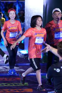 BIB: 3122, 3222, 3723
                            <button type="button" onclick="openModal(26224759)" class="btn btn-primary btn-sm float-right btn-popup" data-toggle="modal" data-target=".modal-high-quality">
                        <i class="fas fa-shopping-cart"></i> Add to Cart
                    </button>
                                            <button type="button" onclick="isThisMe(26224759, true)" class="btn btn-success btn-sm float-right btn-popup btn-isme hidden" data-toggle="tooltip" data-placement="bottom" title="นี่คือรูปของคุณใช่ไหม คลิกที่นี่เพื่อเอาเข้าอัลบั้ม">
                        <i class="fas fa-plus"></i> Add to album
                    </button>
                    <button type="button" onclick="isThisMe(26224759, false)" class="btn btn-warning btn-sm float-right btn-popup btn-isnotme hidden">
                        <i class="fas fa-ban"></i> Remove from album
                    </button>